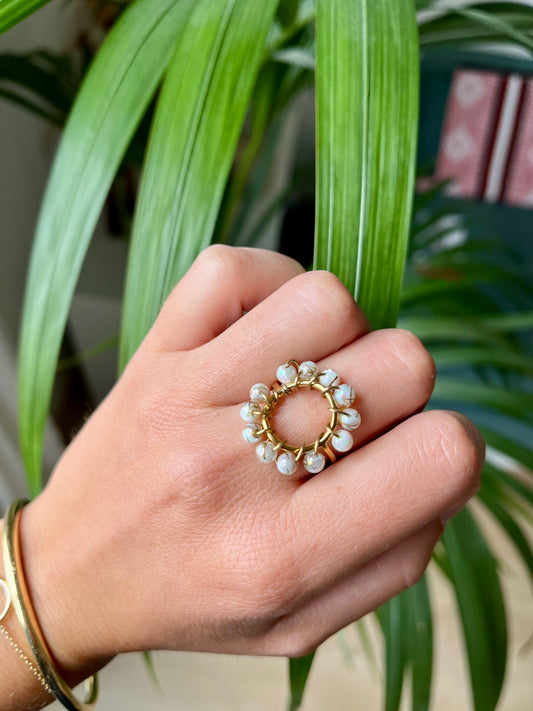 Bague ronde perles nacrées