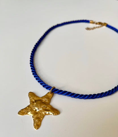 Collier sail bleu